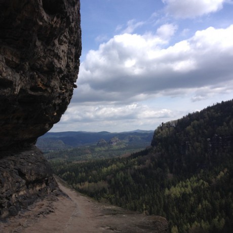 24. 100 Jarním Šluknovskem 14.-15.4.2017 - Frienstein, jeskyně Idagrotte2